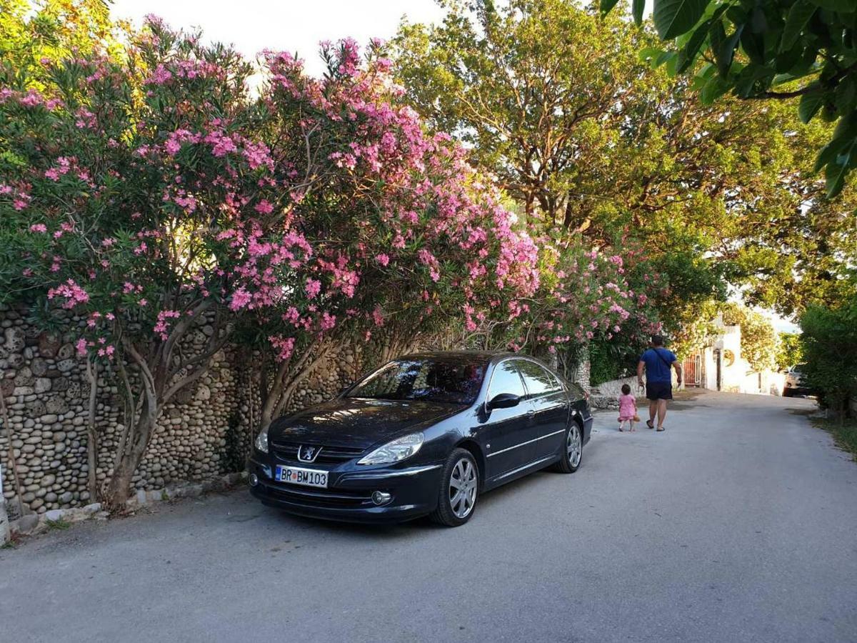 Villa Nadalina Сутоморе Екстериор снимка