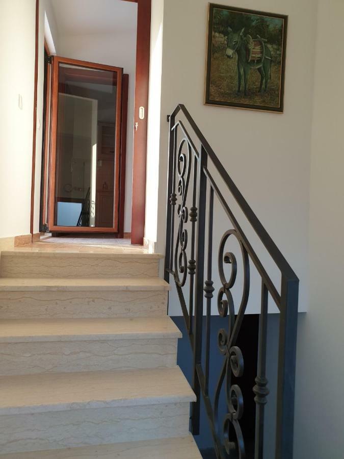 Villa Nadalina Сутоморе Екстериор снимка